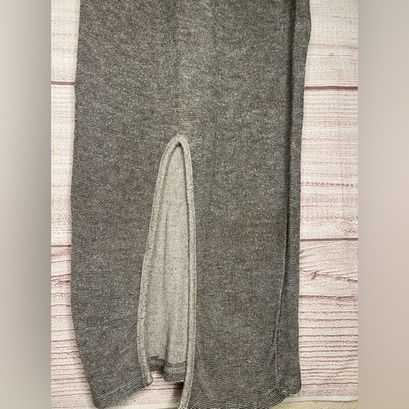 May Pink gray maxi dress - Picture 2 of 7